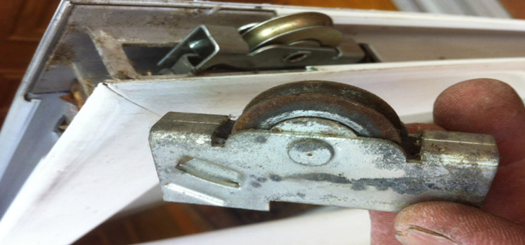 screen door roller repair in Parkway
